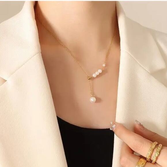 NEW 18K yellow gold plated baroque pearl pendant necklace jewelry B27A - Picture 3 of 5